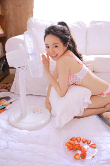 小鬼当街